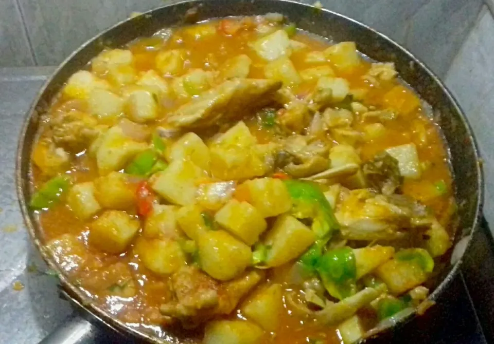 Snapdishの料理写真:spicy yam cubes in tomato turkey chunk sauce|Niniさん