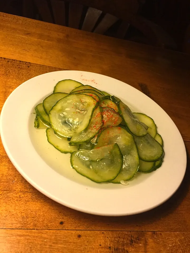 Snapdishの料理写真:Cucumber salad|Yoku kuu kyaku daさん