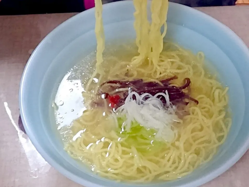 塩ラーメン♪朝ラー|亜依さん