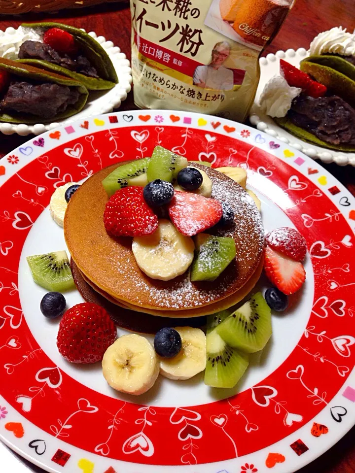 スイーツ粉で春休みパンケーキ🍓|＊みお＊さん