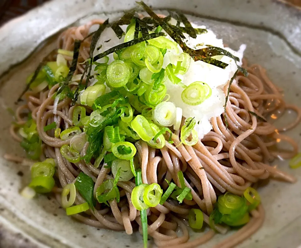 ランチは手抜きで  「おろしぶっかけ蕎麦」|muutさん