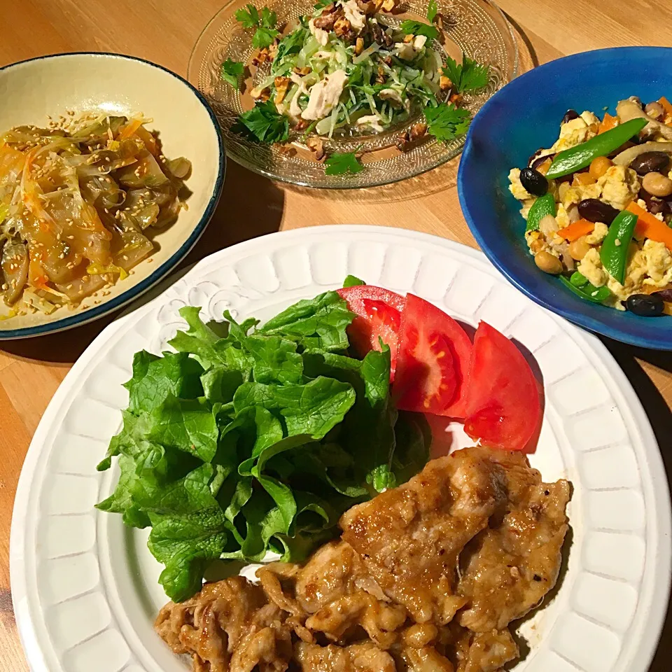 Snapdishの料理写真:生姜焼き
炒り豆腐
ささみと水菜の柚子胡椒和え
ザーサイ胡麻油炒め(*^^*)|ba.a.ba_キッチンさん