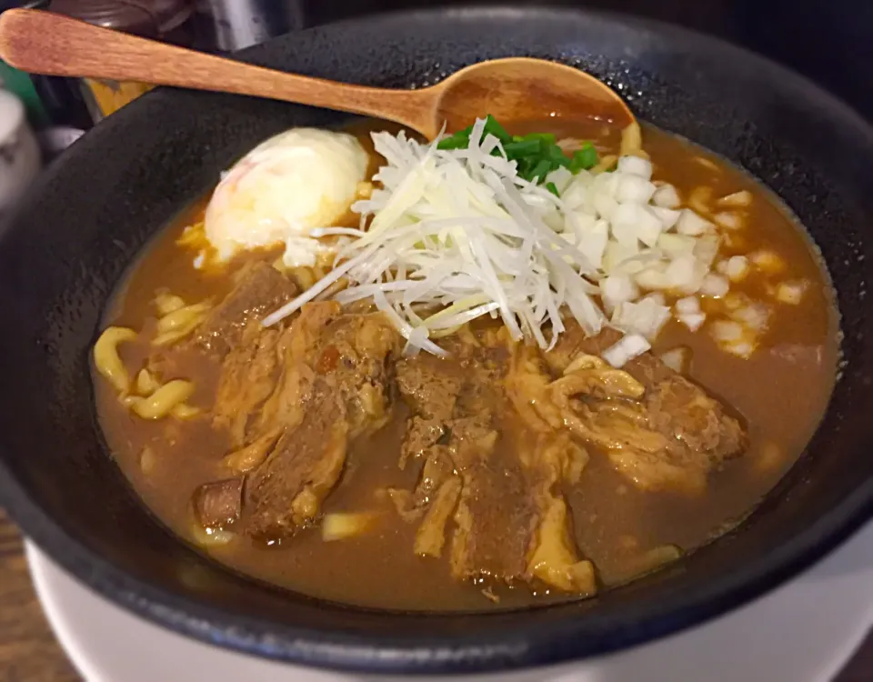 Snapdishの料理写真:牛煮込みカレー麺|toshi,I🍴さん