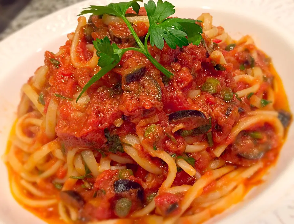Spaghetti alla puttanesca|Fabio  Palmieriさん