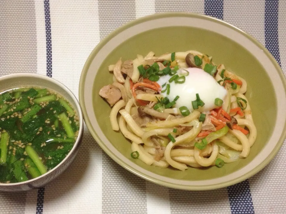 ニラと崩し豆腐の中華スープ・焼うどん|美也子さん