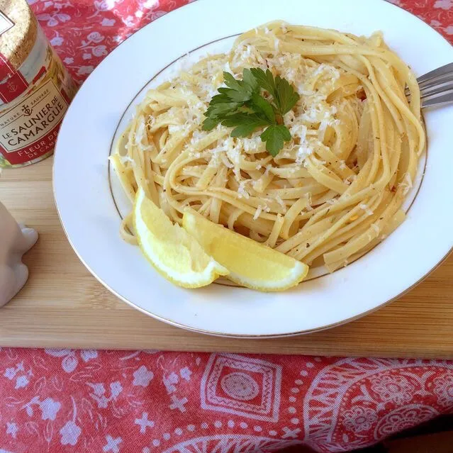 Linguine with spiced lemon pepper butter 🍋|oktokkiさん