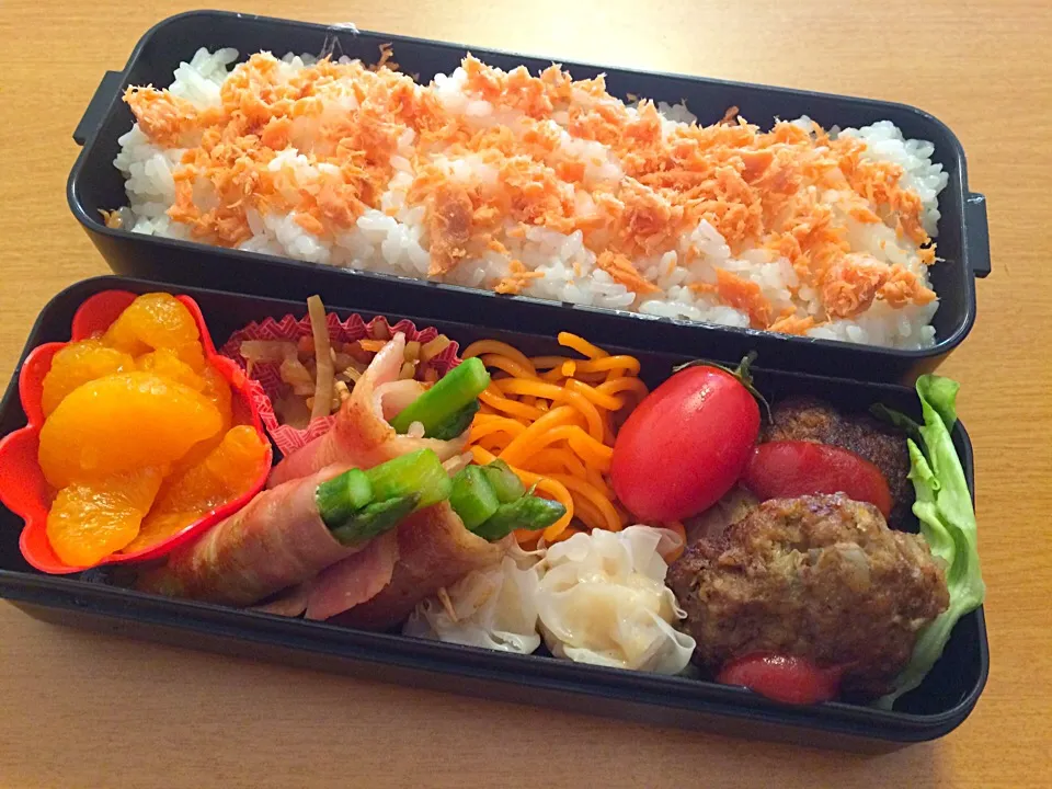 Snapdishの料理写真:3/30 今日の高1男子弁当^_^      ＃アスパラベーコン味付けはグルメ醤油のみ(*^^*)♪|chunさん