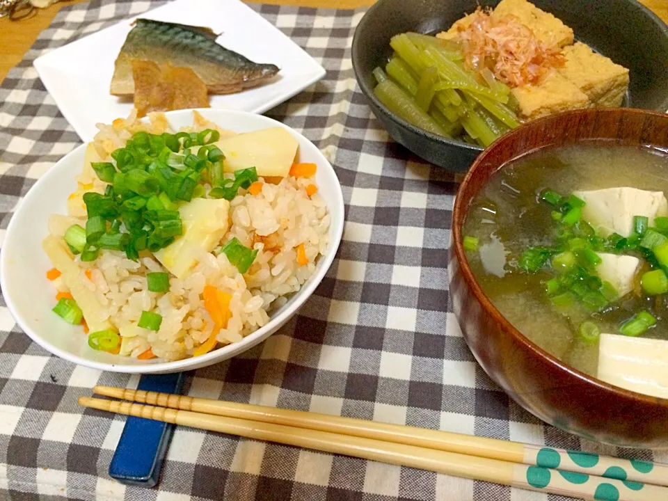 朝ごはん★鯖の醤油煮、ふきと厚揚げの煮物、筍ごはん、みそ汁|ハルさん