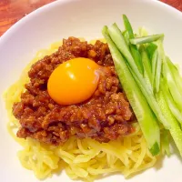 Snapdishの料理写真:ピリ辛♡ジャージャー麺|Ancoさん