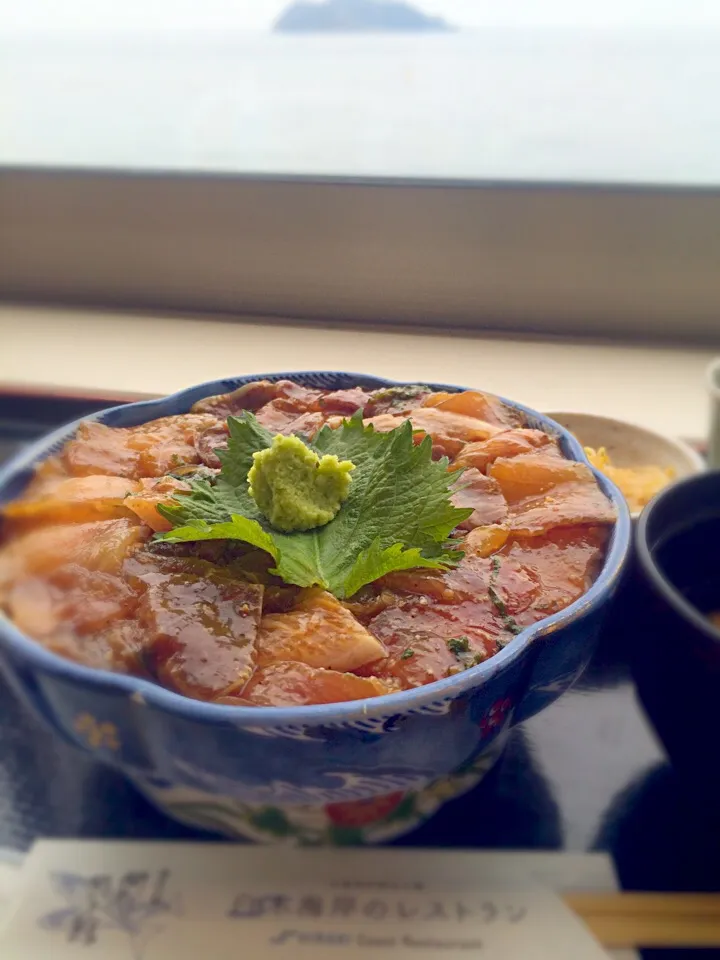 佐賀関にて🐟りゅうきゅう丼🐟|ナナさん