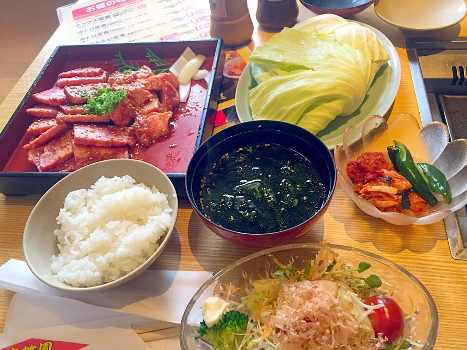 ミックス定食|肉大好きさん