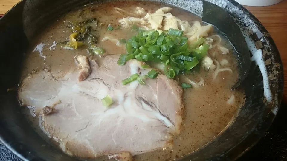 Snapdishの料理写真:魚介鶏白湯らーめん|サイファさん