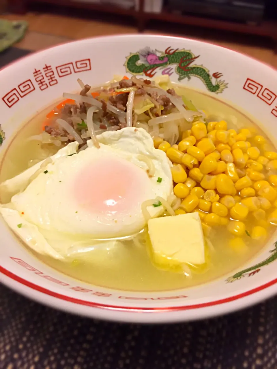 サッポロ一番塩ラーメン 塩バタコーン🍜|Takaki Sasakiさん