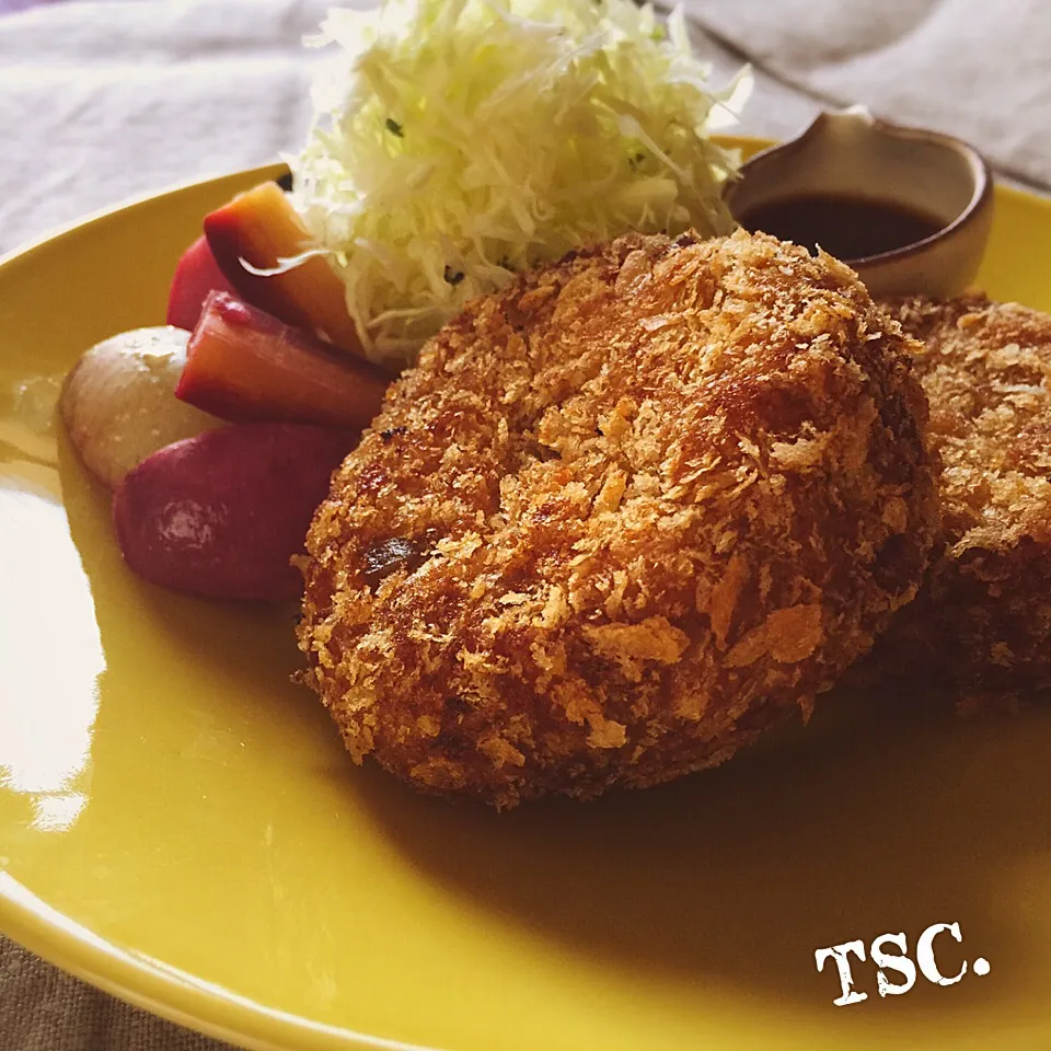 Snapdishの料理写真:TSC. ツネショー(肉じゃが)コロッケ|シローさん