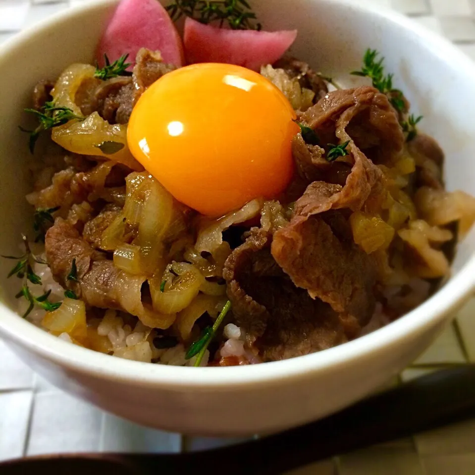 牛丼♪ 〜ロブションのお醤油・タイムの香り🌿|angiee♡さん