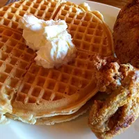 Snapdishの料理写真:Chicken & Waffles|Carmela Solon P.さん