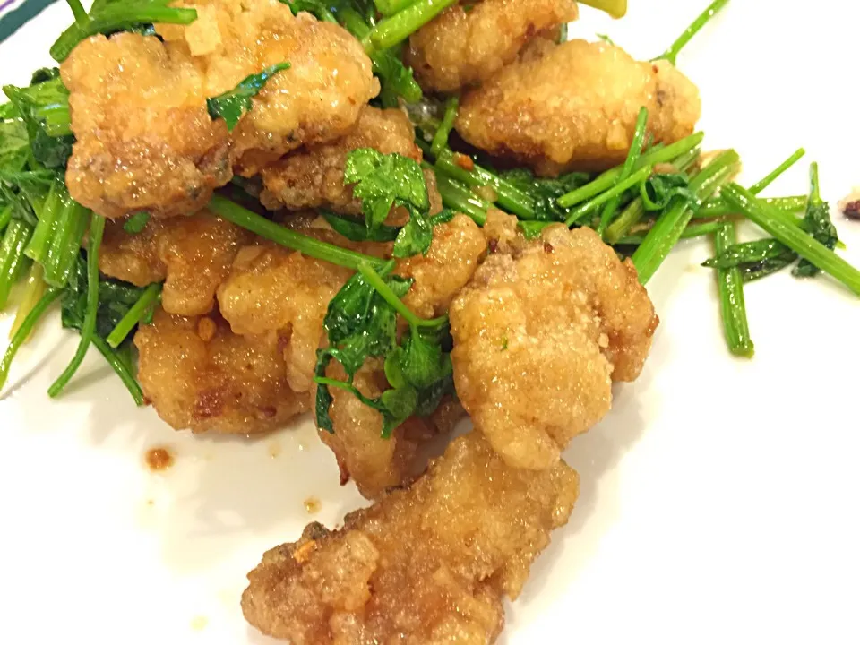 Stir fried grouper with celery|yongyongさん