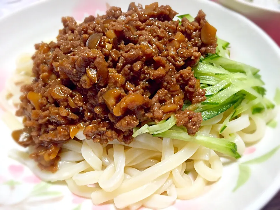 ジャージャー麺！うどんで！|たろすさん