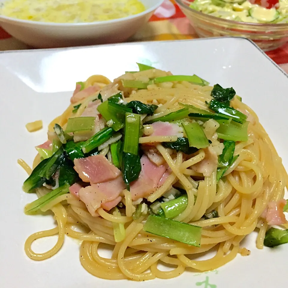 ベーコンと小松菜のガリバタポン醤油スパゲティー|カウンター嬢さん