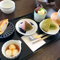 Snapdishの料理写真:彩り豆皿スイーツ|ぐーぐーCobeさん