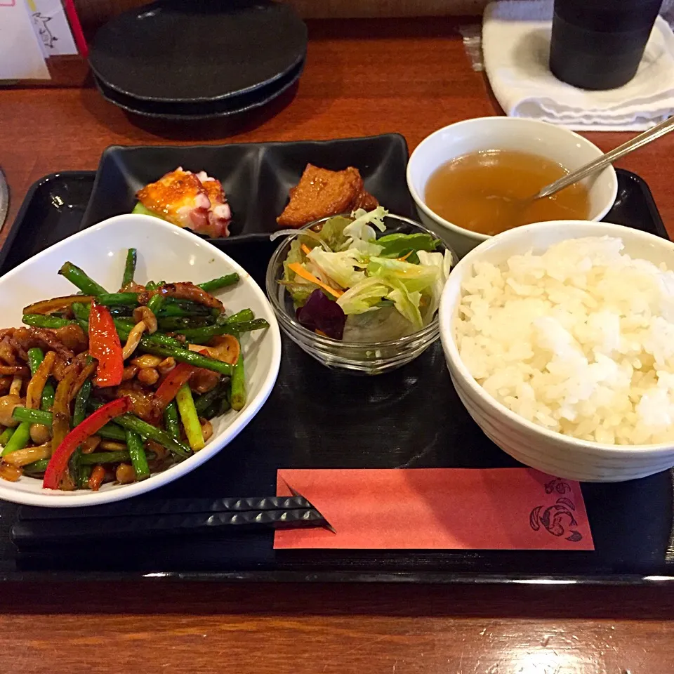 豚肉とにんにくの芽のブラックビーンズ炒め*\(^o^)/*|すかラインさん