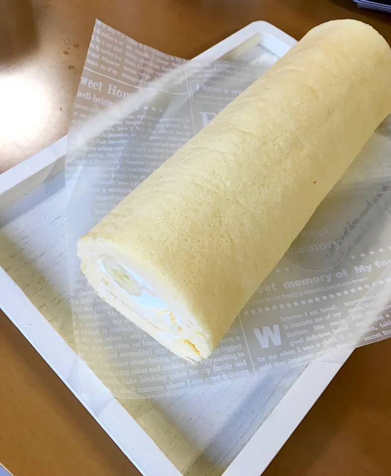 十勝生クリームでロールケーキ♥︎ 最後の生クリームです！明治さんありがとうございました(◍´ಲ`◍)|ゆかさん