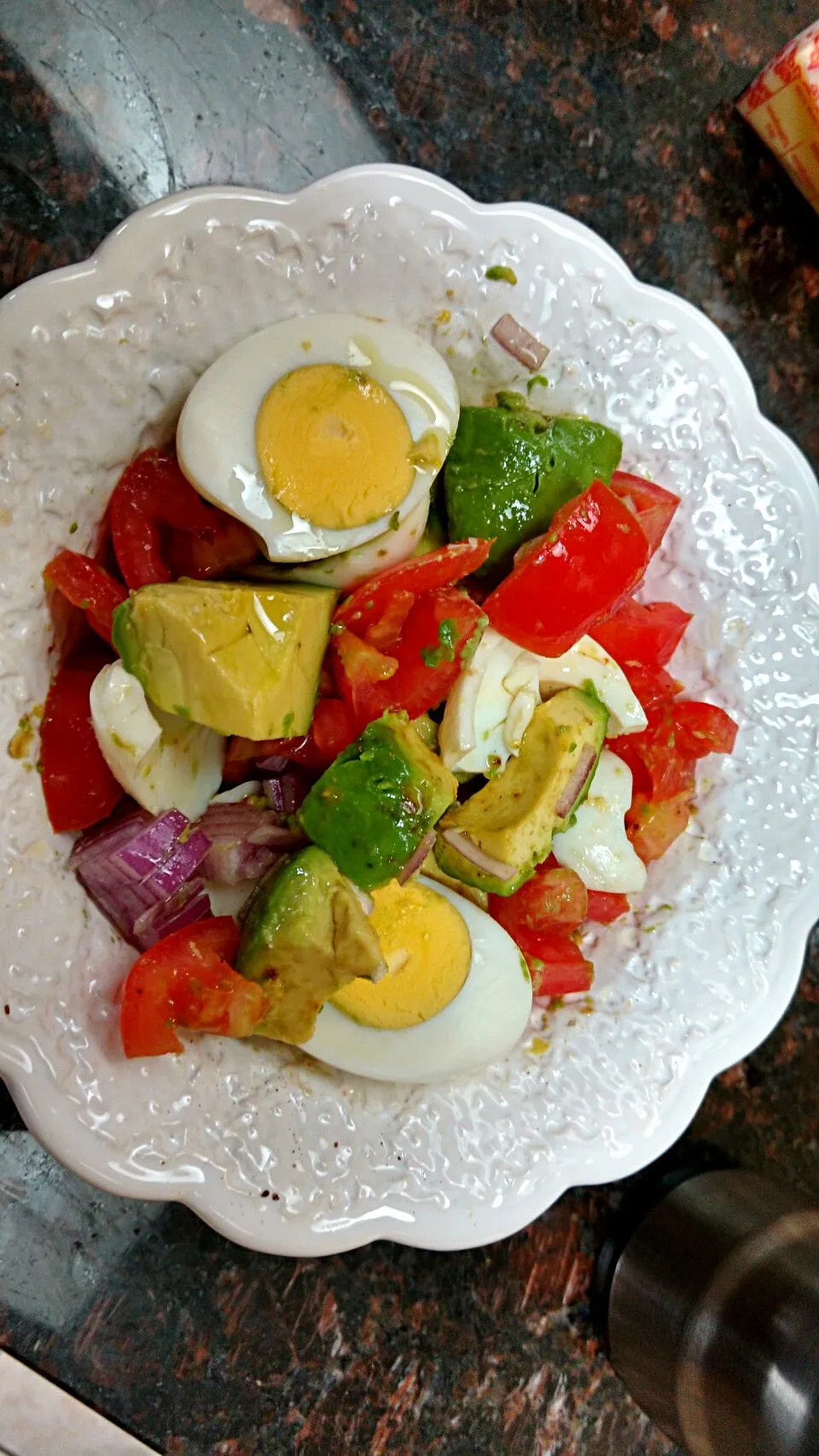 Homemade avocado salad|paulaさん