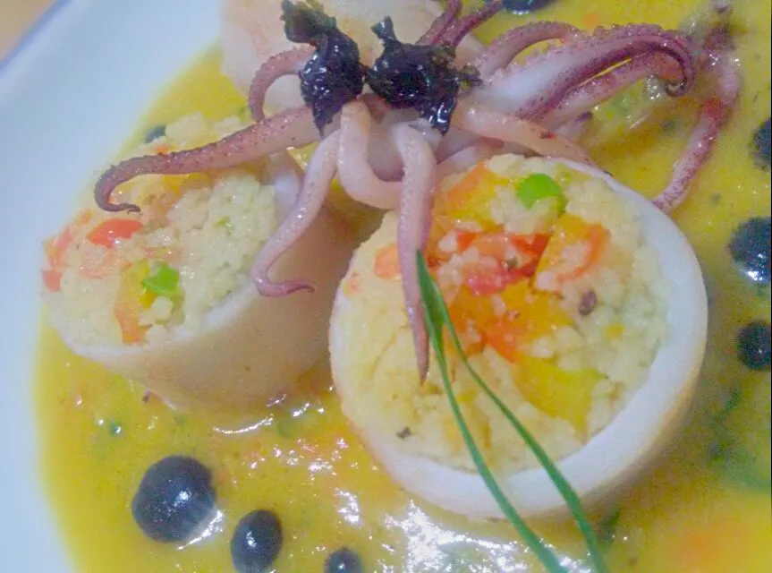 squid stuffed with couscous in shrimp  and squid ink veloute|hungry_picassoさん