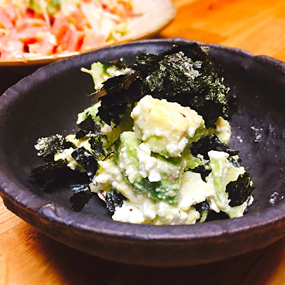 アボカドとカッテージチーズと揉み海苔のわさび塩麹醤油和え|TKさん