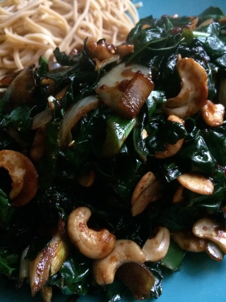 Kale & cashew stir-fry|Nick Hiderさん