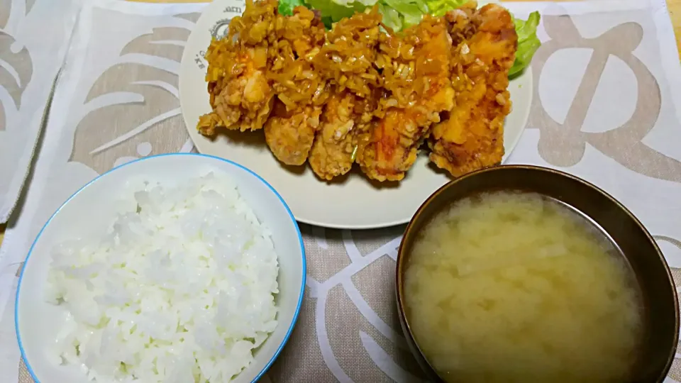 油淋鶏
大根の味噌汁
ご飯
#夜ご飯
#彼ごはん|めぐさん