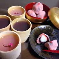 おうち茶房 🎵 固くならない苺大福&桜あんと小豆の水羊羹