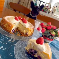 Snapdishの料理写真:クリームチーズたっぷりの濃厚な
ベリーベリーチーズケーキ