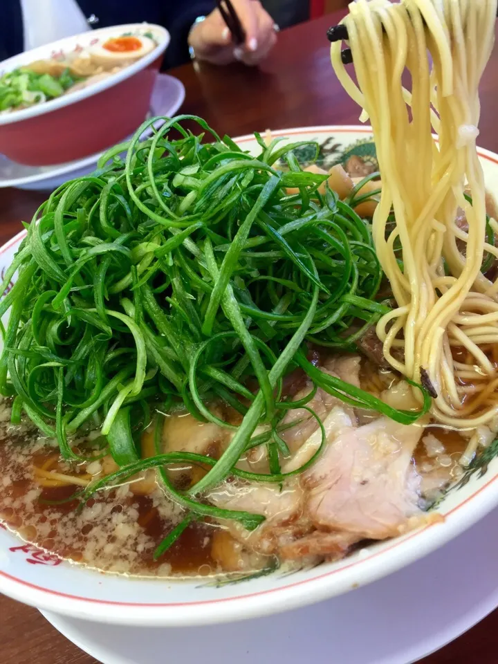 ✨九条ネギ醤油ラーメン✨|中さんさん