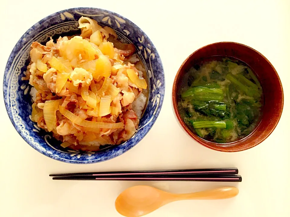 牛丼＊ほうれん草の味噌汁|rihoさん