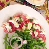 Cured Meats and mozzarella and mixed leaf salad|Harriet Pritchardさん