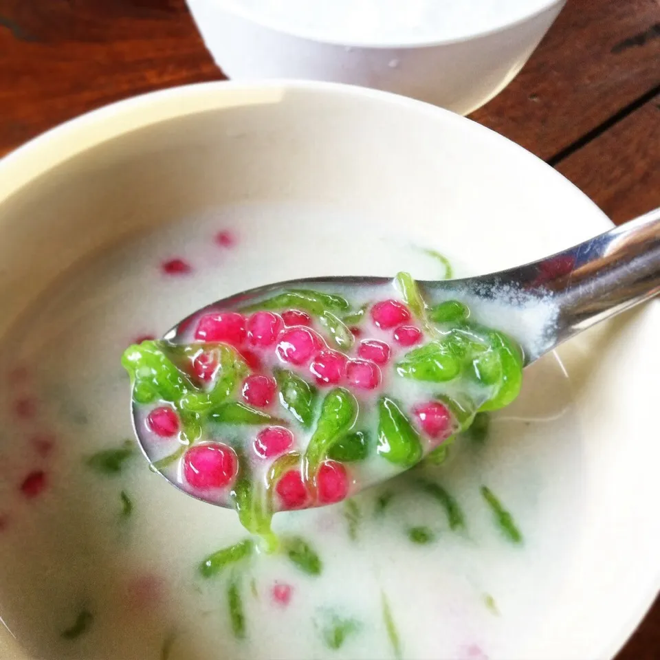 Lod Chong in pandan coconut milk #thaidessert|Eat in Thaiさん