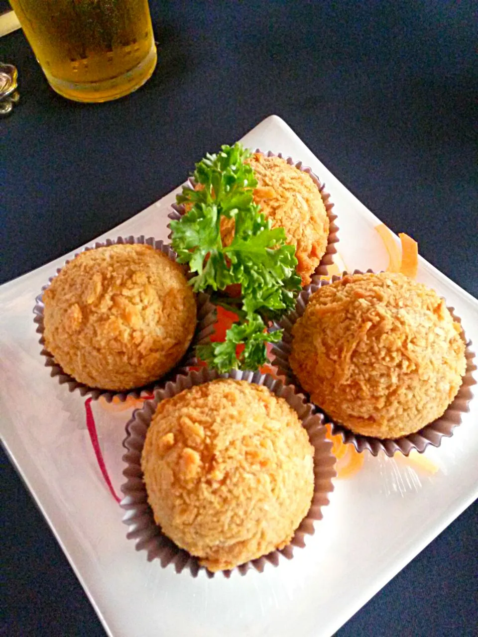 Salted Egg Custard Taro Ball|Jeab Lertさん