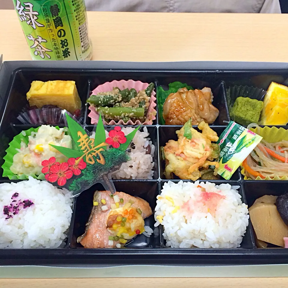 祝🌸入学式  のお弁当😊|ゆうみん（4人の母ちゃん）さん