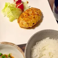 お豆腐鶏つくね♪
照り焼きでいただきます|うめしゃんさん