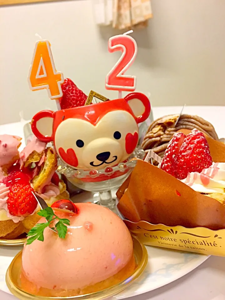 Snapdishの料理写真:誕生日ケーキ|みなふぉんさん