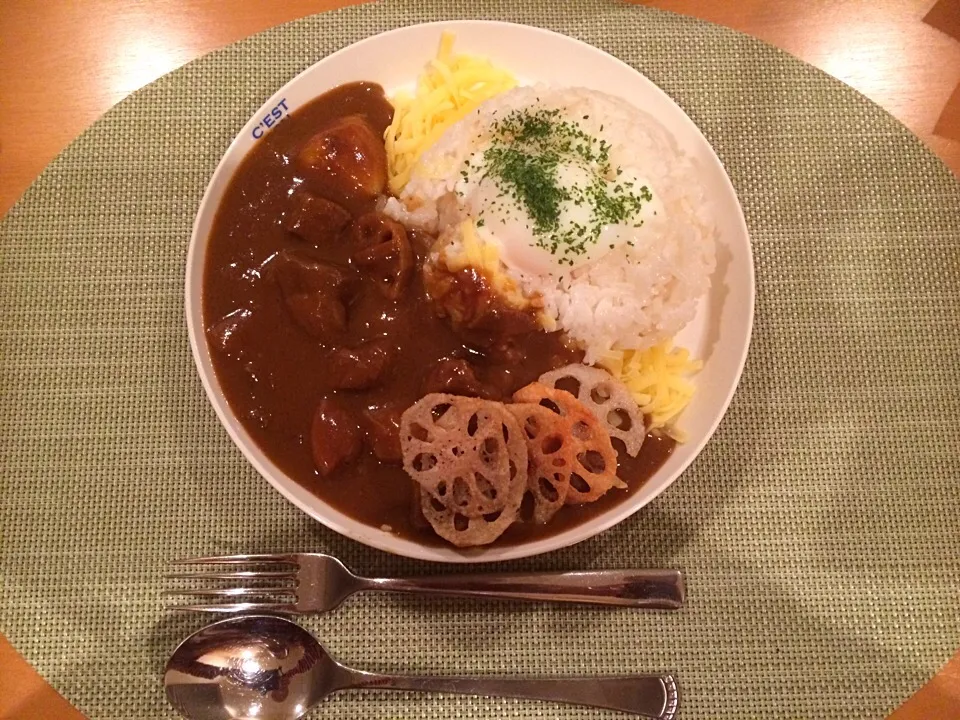 Snapdishの料理写真:根菜カレー
レンコンチップを添えて|わかさん