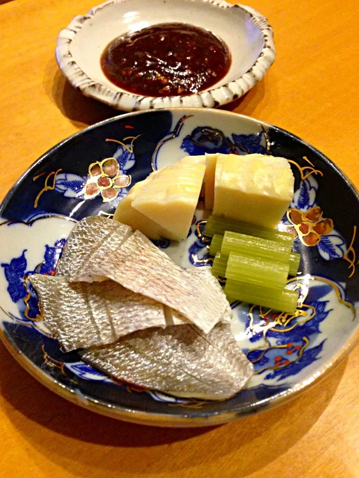 筍と蕗と春子 山葵酢味噌で|あきらさん