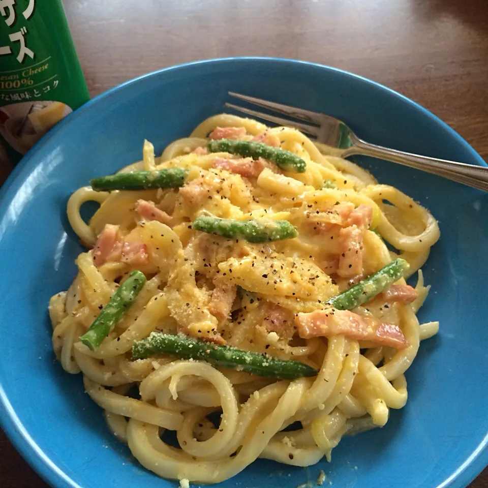 カルボナーラうどん〜隠し味に昆布茶で美味しさアップ😘|ゆうみん（4人の母ちゃん）さん