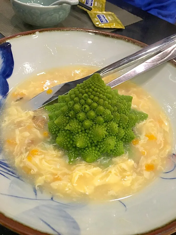 Broccoli Pyramid with 3 eggs broth|prissyさん