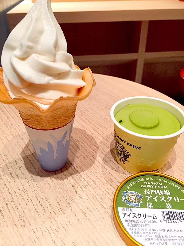 紅玉リンゴのソフトクリーム🍦 &  信州蓼科 長門牧場 抹茶アイスクリーム🍨|ch＊K*∀o(^^*)♪さん