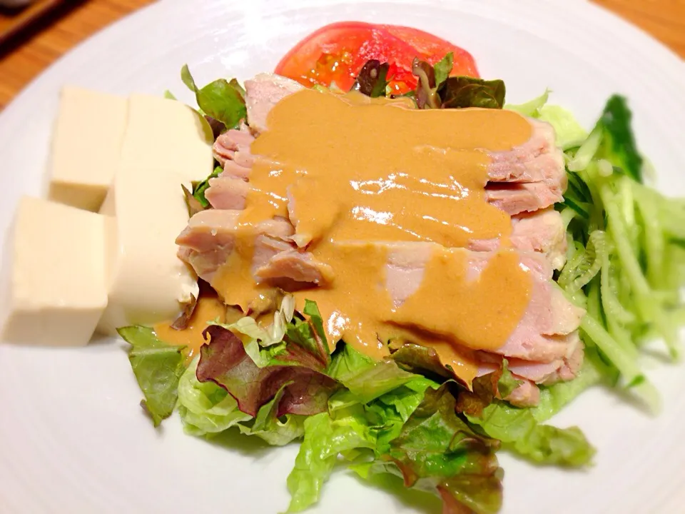 豆腐のバンバンジーサラダ  Tofu Banbanji Steamed Chicken Salad Wisesame Dressing|ゆうじ.さん