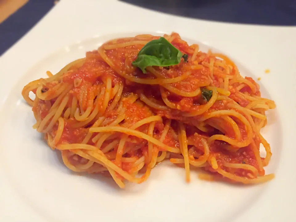 Tomato pasta 🍅🍝|Aya Hashimotoさん