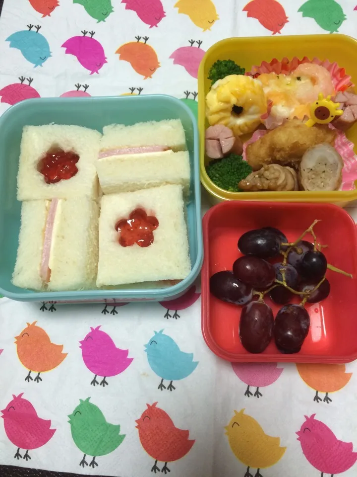 学童弁当〜ステンドグラスサンドイッチ〜|こむぎさん