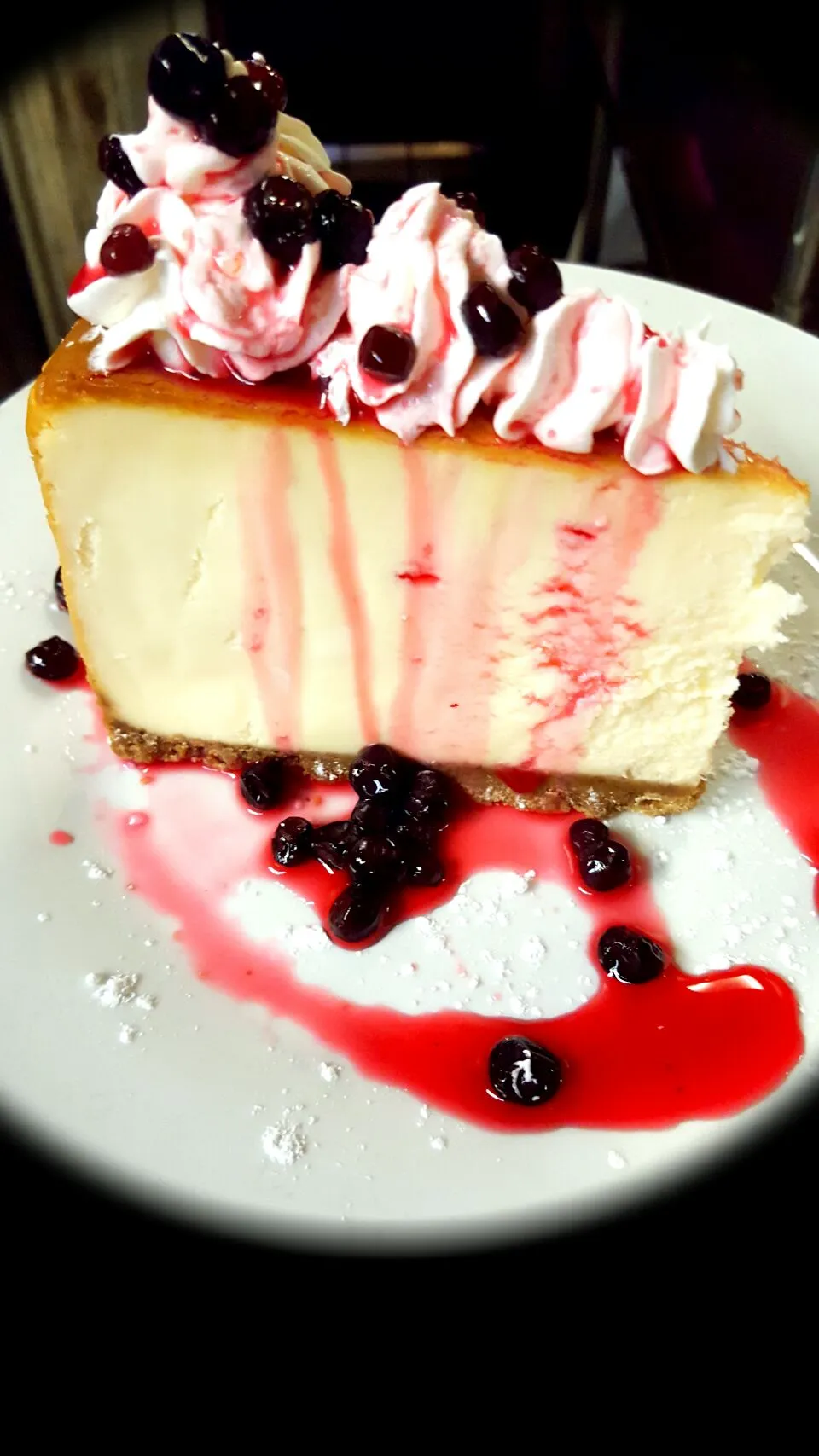 Snapdishの料理写真:Huckleberry Cheesecake|Linsie Schilling Ballardさん